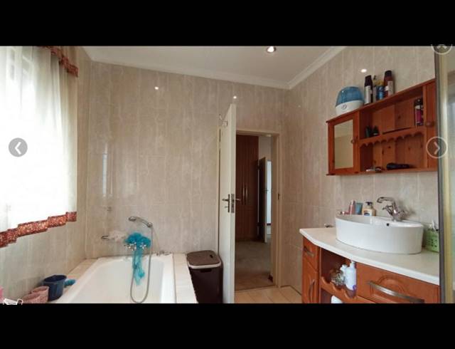 3 BEDROOM HOUSE FOR SALE IN PARKMORE